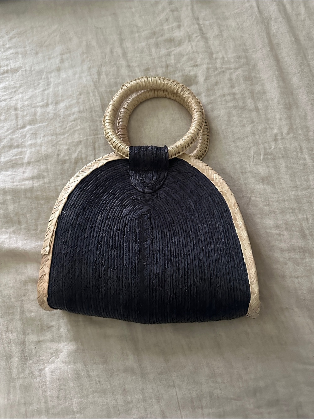 women’s straw purse